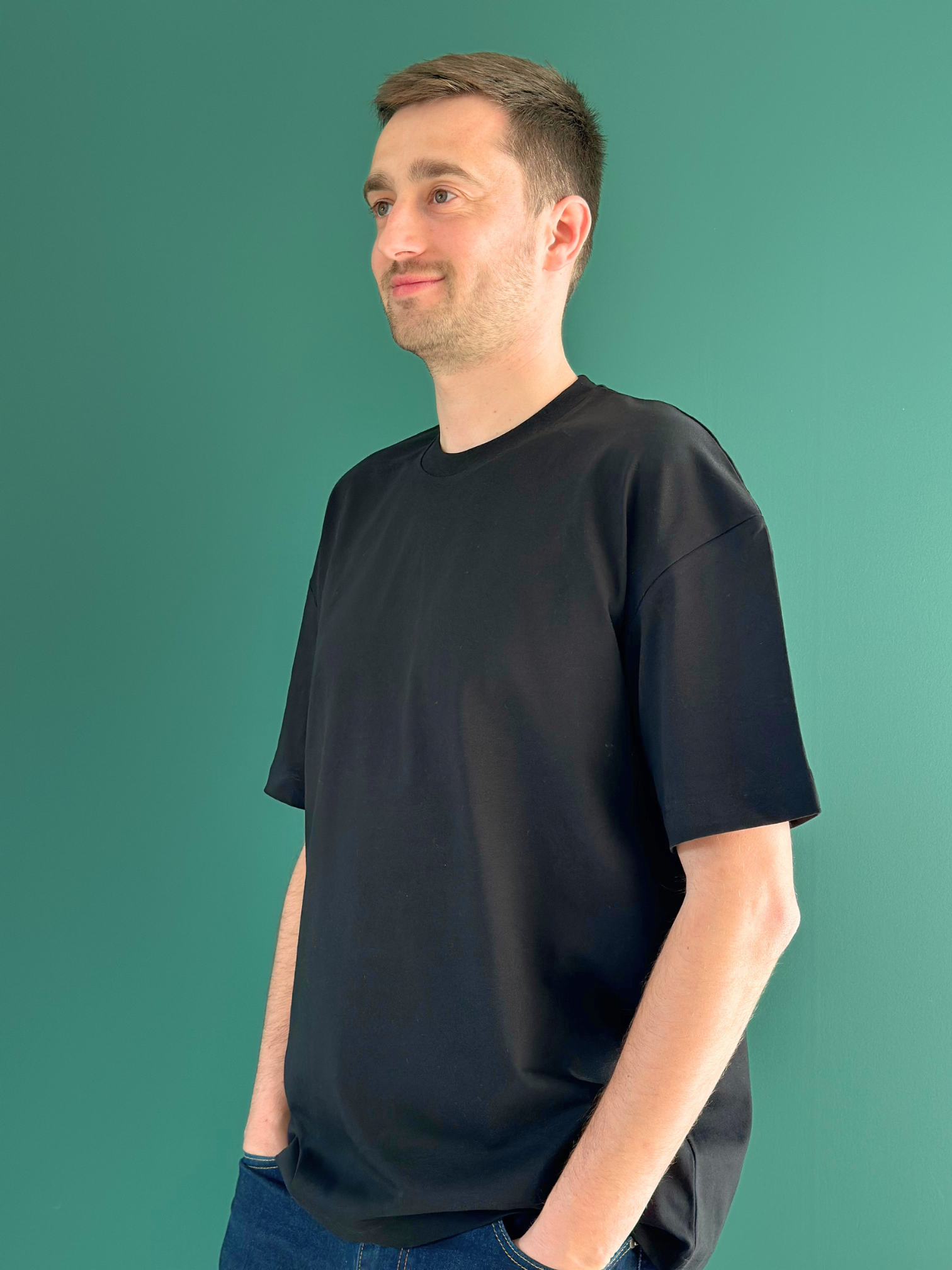 T-Shirt Oversize Premium unisexe – 100% Coton Bio (220g/m²) NOIR
